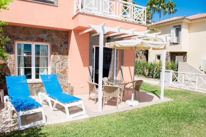 Imagen de los exteriores del Apartamentos Villas Santa Ana. Foto 10