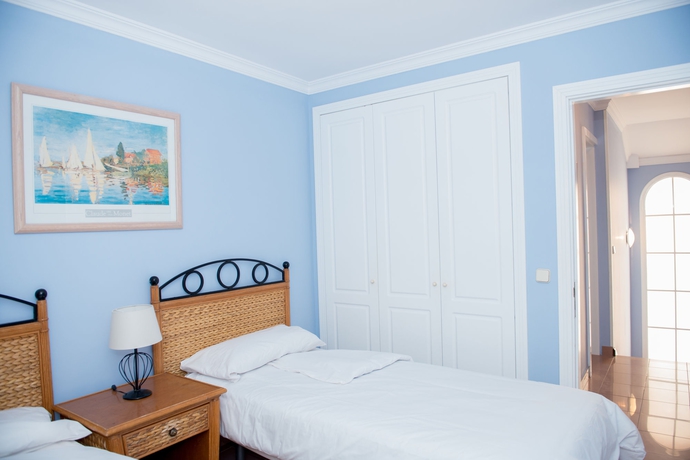 Imagen de los interiores del Apartamentos Villas Santa Ana. Foto 12