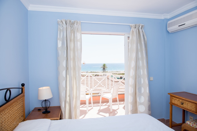 Imagen de los interiores del Apartamentos Villas Santa Ana. Foto 15