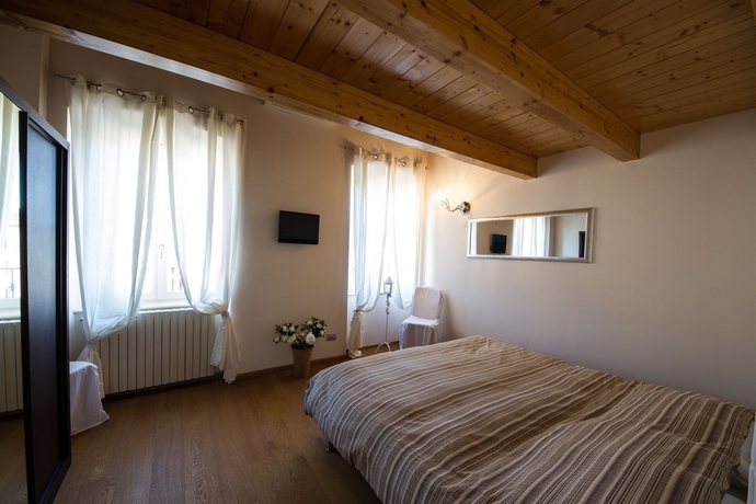 Imagen general del Apartamentos Vip Bergamo. Foto 2