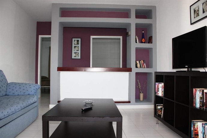 Imagen general del Apartamentos Vista Mar SELECT ADULTS (+16) Lanzarote. Foto 5