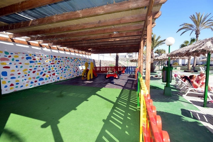 Imagen general del Apartamentos Vista Oasis. Foto 14