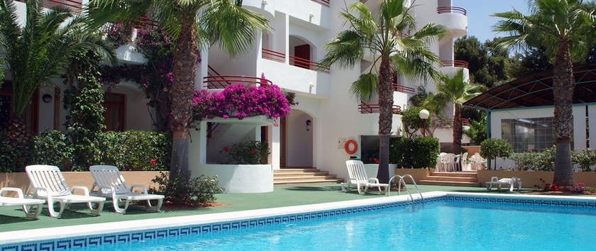 Imagen de la piscina del Apartamentos Vista Playa I. Foto 5