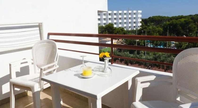 Imagen de los exteriores del Apartamentos Vista Playa I. Foto 2