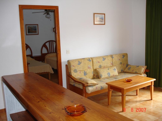 Imagen general del Apartamentos Vista al Puerto. Foto 13