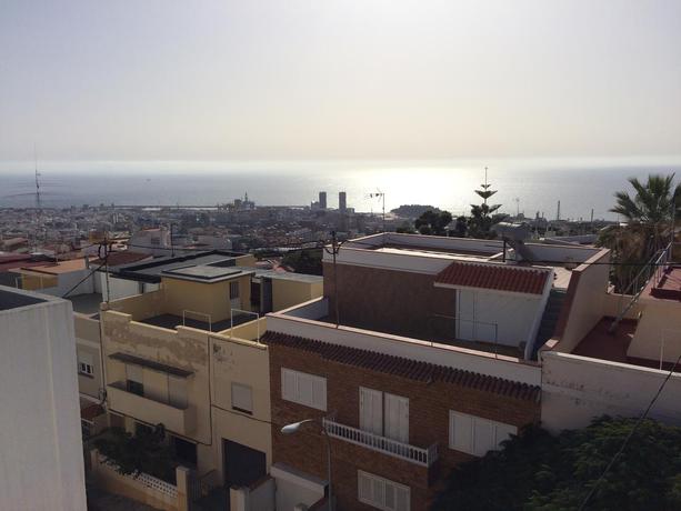 Imagen general del Apartamentos Vistabella, Tenerife. Foto 6