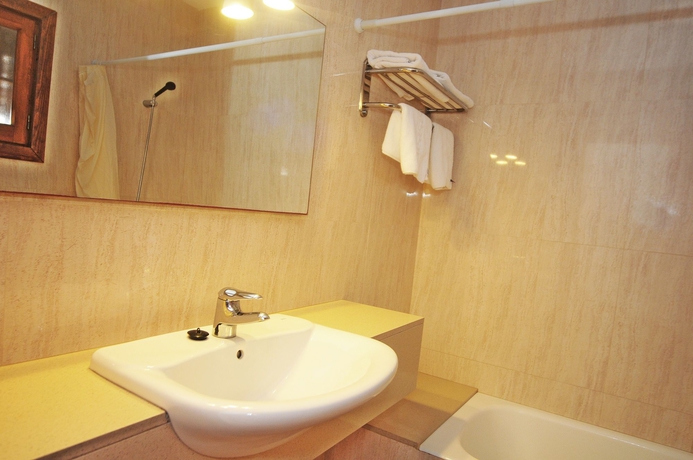 Imagen de la habitación del Apartamentos Vistamar I - Mc Ibiza. Foto 4