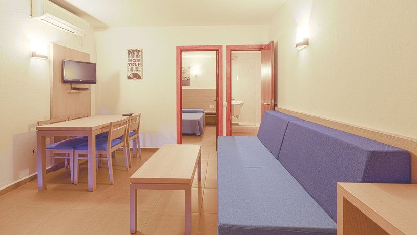 Imagen de los interiores del Apartamentos Vistamar II. Foto 13