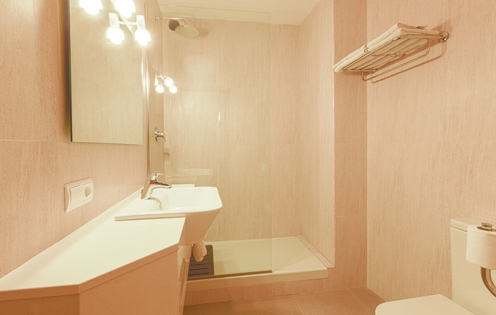 Imagen de la habitación del Apartamentos Vistamar II. Foto 7