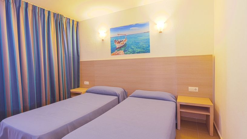 Imagen de la habitación del Apartamentos Vistamar II. Foto 11