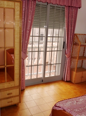 Imagen general del Apartamentos Voramar 3000. Foto 12