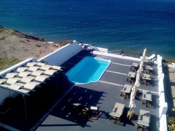 Imagen de la piscina del Apartamentos Vrachia Studios and Apartments. Foto 19