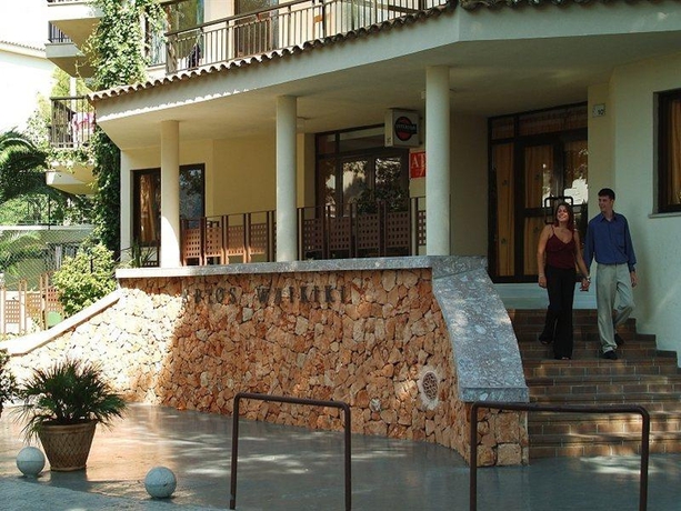 Imagen general del Apartamentos Waikiki. Foto 3