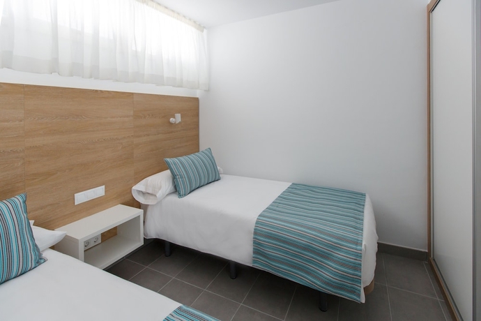 Imagen de la habitación del Apartamentos Walhalla, Playa del Inglés. Foto 10