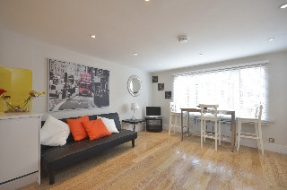 Imagen de la habitación del Apartamentos West End Living. Foto 5