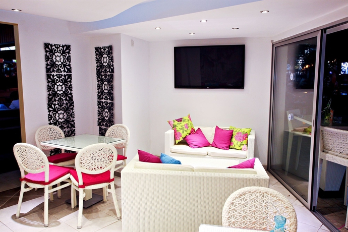 Imagen de los interiores del Apartamentos Windmills Hotel Apartments. Foto 10