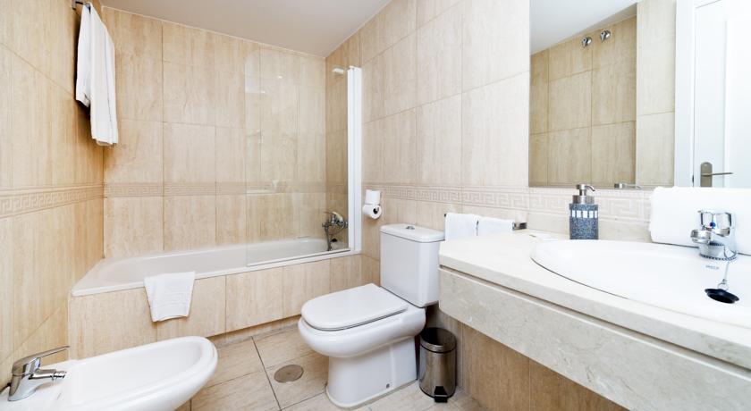 Imagen general del Apartamentos Woo Travelling Plaza de Oriente Homtels. Foto 6