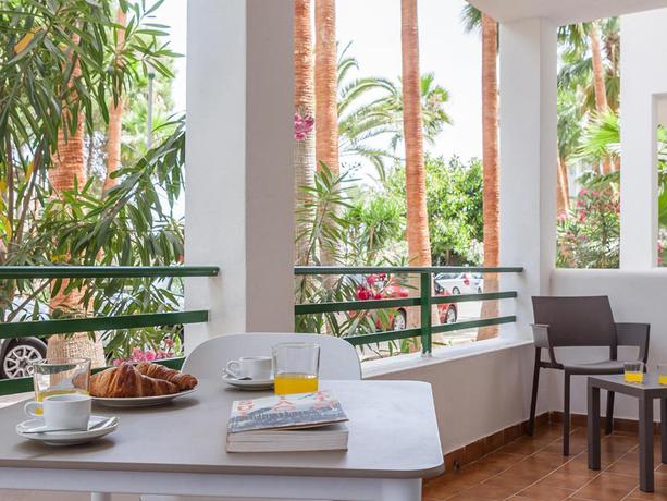 Imagen de los exteriores del Apartamentos Wyndham Mallorca Portocolom Resort. Foto 22