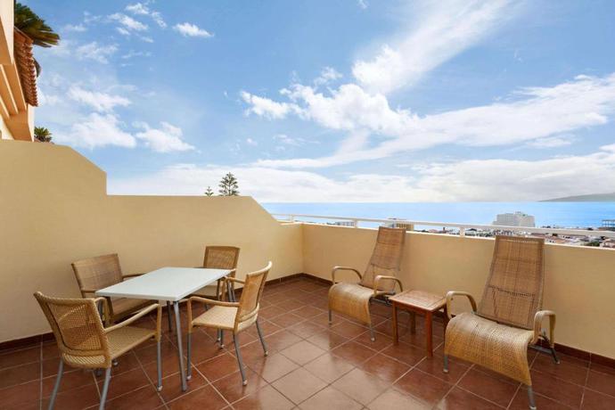 Imagen de la habitación del Apartamentos Wyndham Residences Costa Adeje. Foto 8