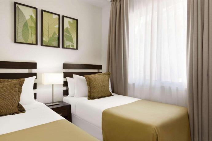 Imagen de la habitación del Apartamentos Wyndham Residences Costa Adeje. Foto 9