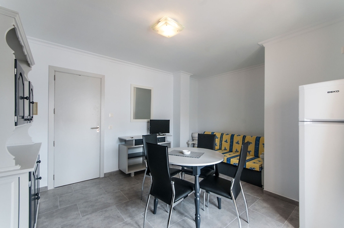 Imagen de los interiores del Apartamentos YourHouse Acapulco. Foto 15