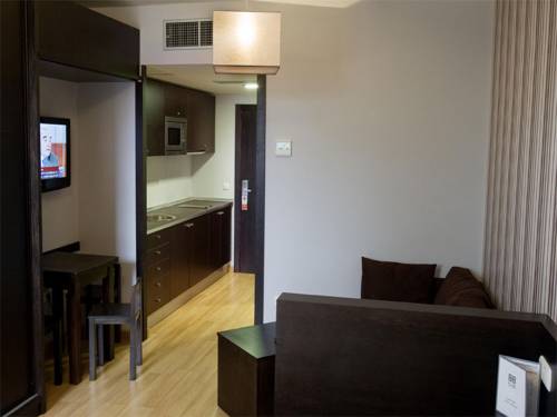 Imagen de la habitación del Apartamentos Zenit Hall 88 Studios. Foto 3