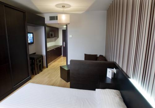 Imagen de la habitación del Apartamentos Zenit Hall 88 Studios. Foto 4