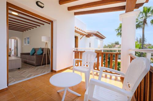 Imagen de la habitación del Apartamentos azuLine Can Sanso. Foto 4