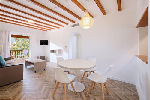 Imagen de la habitación del Apartamentos azuLine Can Sanso. Foto 6