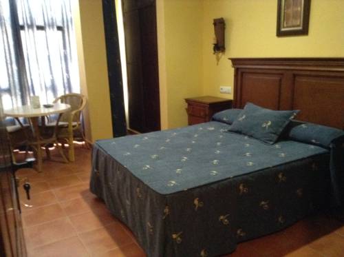 Imagen de la habitación del Apartamentos la Atarraya. Foto 8