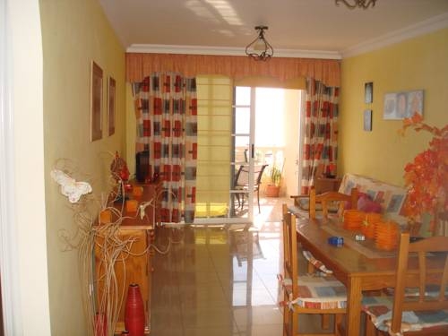 Imagen general del Apartamentos la Avenida Playa la Arena. Foto 6