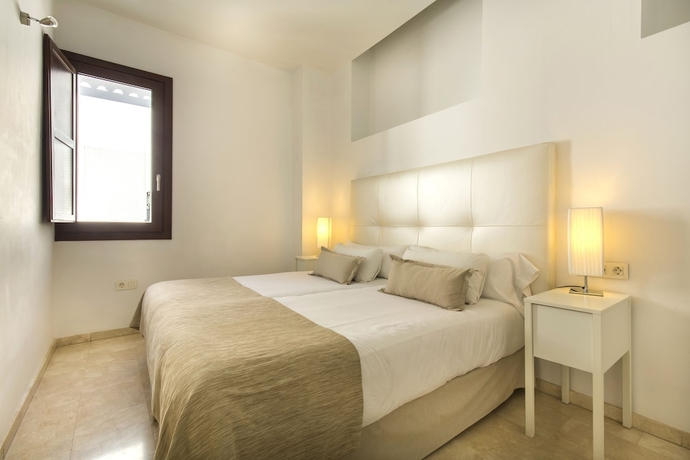 Imagen de la habitación del Apartamentos tuGuest Elvira Suite. Foto 16