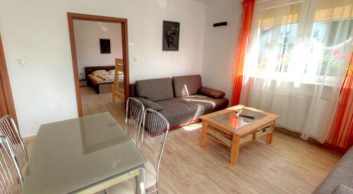 Imagen de la habitación del Apartamentos y habitaciones SOL. Foto 11