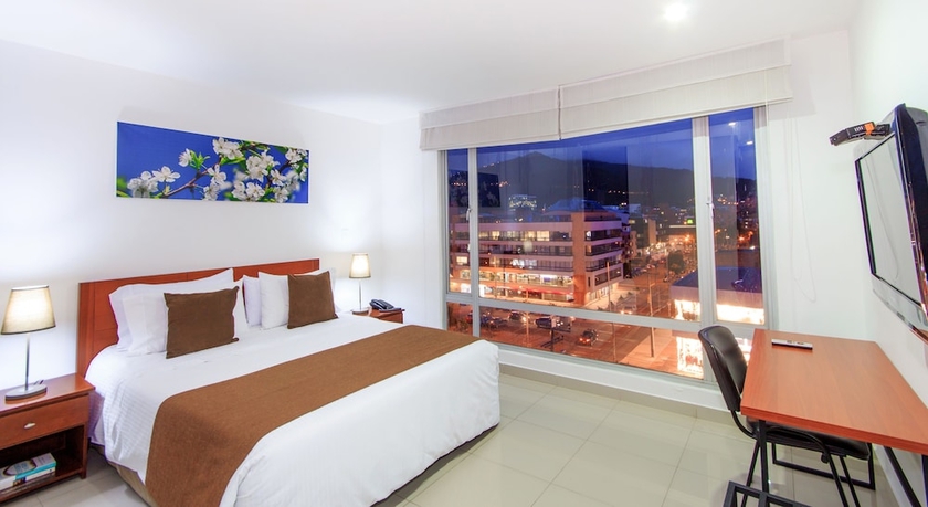Imagen de la habitación del Aparthotel 122 Plaza. Foto 4