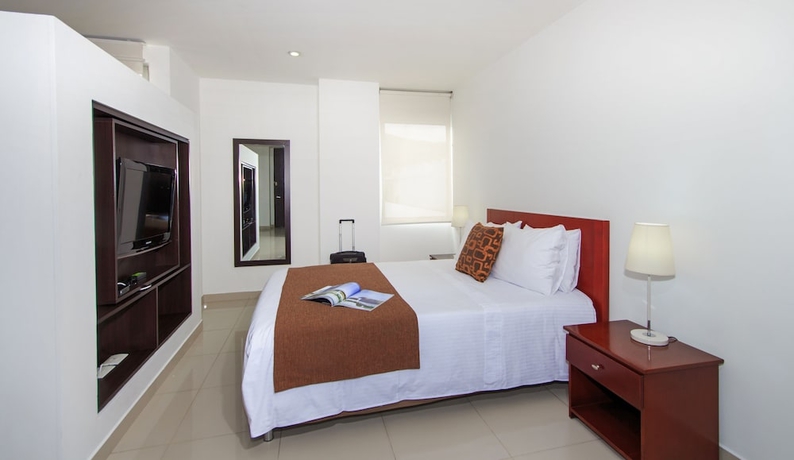 Imagen de la habitación del Aparthotel 122 Plaza. Foto 12