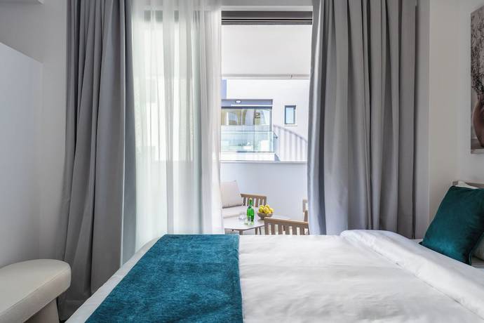 Imagen de la habitación del Aparthotel 26 Suites Limassol. Foto 8