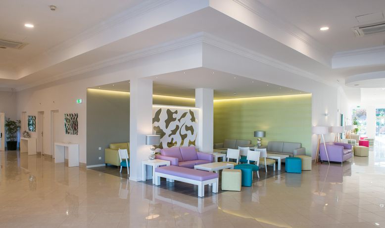 Imagen de los interiores del Aparthotel 3hb Clube Humbria - All Inclusive. Foto 13