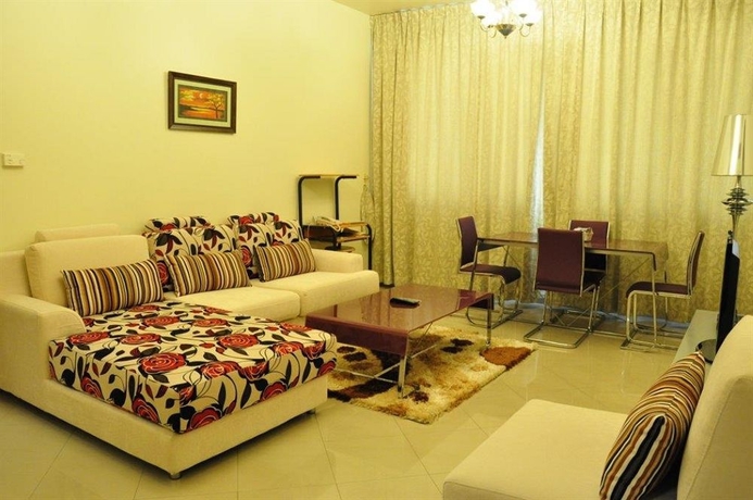 Imagen de los interiores del Aparthotel Abu Dhabi Plaza Hotel Apartments. Foto 3
