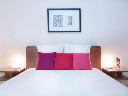 Imagen de la habitación del Aparthotel Adagio Abu Dhabi Al Bustan. Foto 13