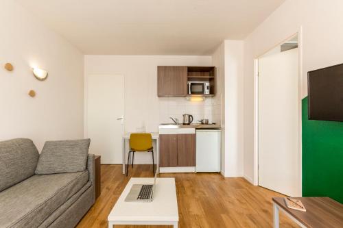 Imagen de la habitación del Aparthotel Adagio Access Carri&egrave;res-sous-poissy. Foto 15