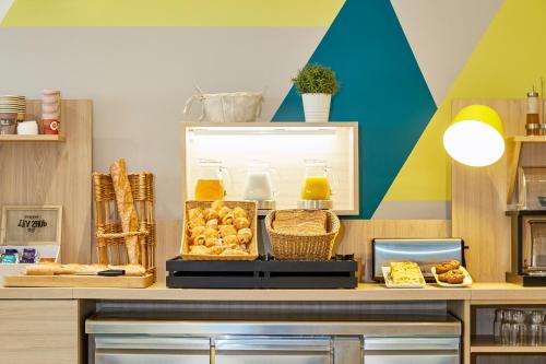 Imagen del bar/restaurante del Aparthotel Adagio Access Marseille Saint Charles. Foto 10