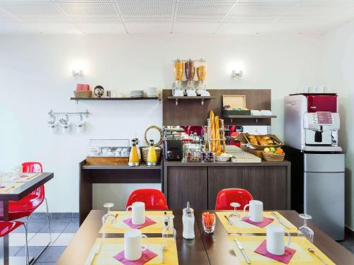Imagen del bar/restaurante del Aparthotel Adagio Access Orl&eacute;ans. Foto 6