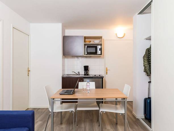 Imagen de la habitación del Aparthotel Adagio Access Paris Clamart. Foto 16