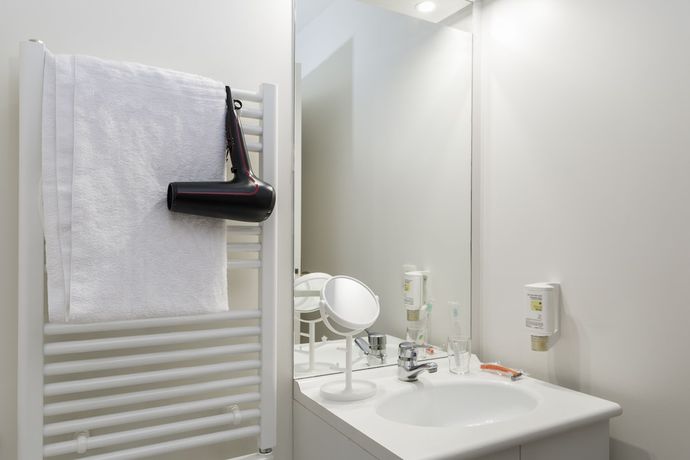 Imagen de la habitación del Aparthotel Adagio Access Paris Clamart. Foto 17