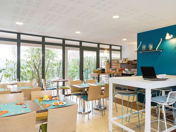 Imagen del bar/restaurante del Aparthotel Adagio Access Paris Clamart. Foto 4