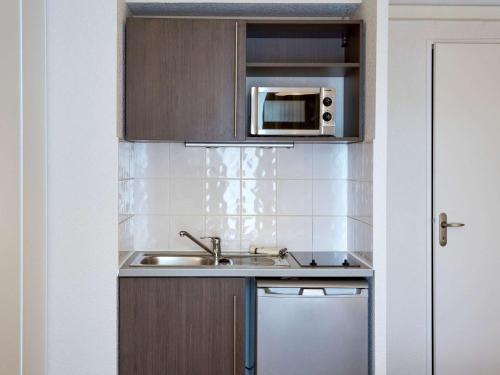 Imagen de la habitación del Aparthotel Adagio Access Poitiers. Foto 13
