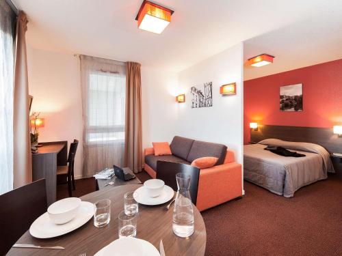 Imagen de la habitación del Aparthotel Adagio Access Poitiers. Foto 18