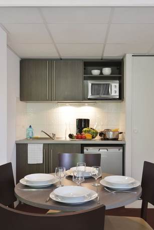 Imagen de la habitación del Aparthotel Adagio Access Toulouse Saint Cyprien. Foto 7
