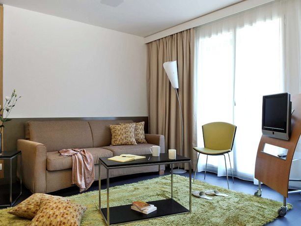 Imagen de la habitación del Aparthotel Adagio Bordeaux Gambetta. Foto 15