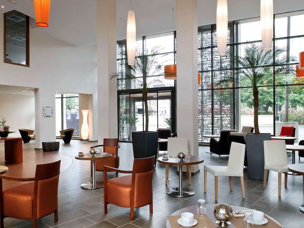 Imagen del bar/restaurante del Aparthotel Adagio Bordeaux Gambetta. Foto 4